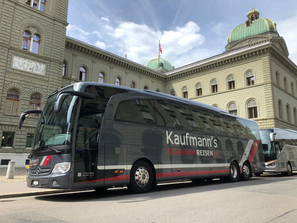 MERCEDES TRAVEGO - Kaufmanns Schwarb Reisen AG